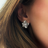 LA FLEUR STUD EARRINGS